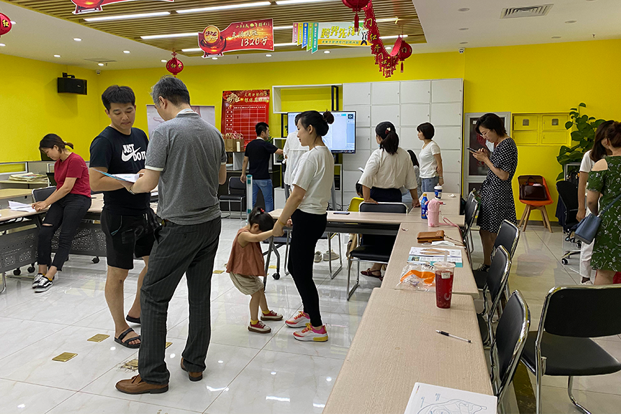 挺拔身姿，从足开始|科德曼中国儿童挺拔计划全面启动