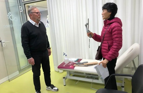 主播实地探店，寻找德国娃的成长秘诀